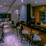 Elegance Hotel
